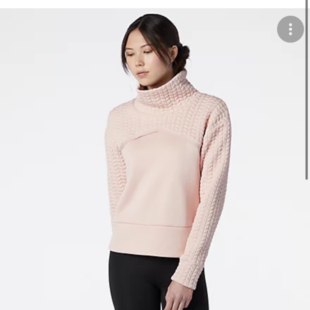 New balance heat loft pull over, size large, blush pink